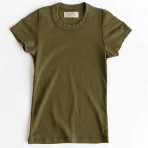 ARQ Janie t-shirt | olive army green size small